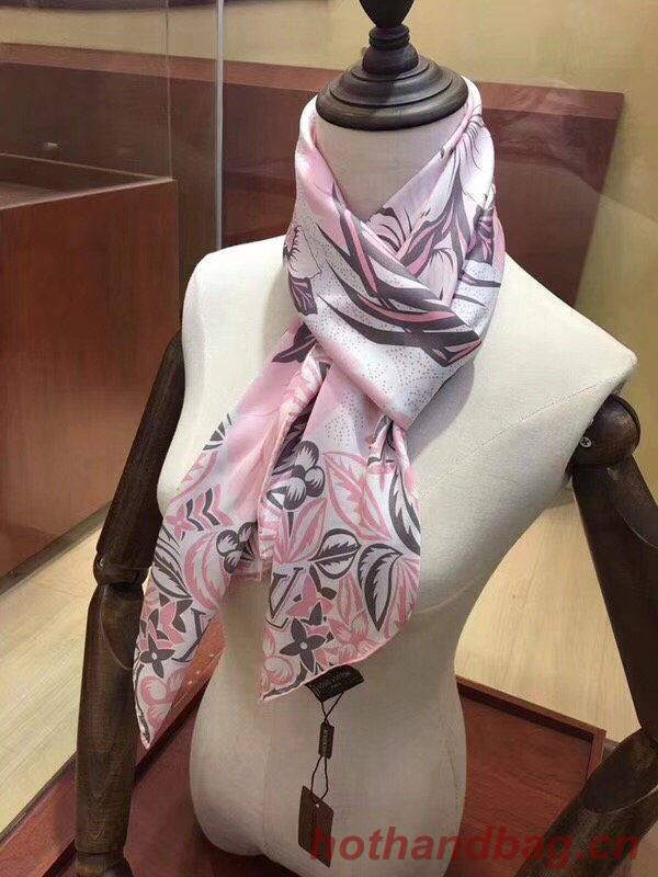 Louis Vuitton Scarf LVS00142